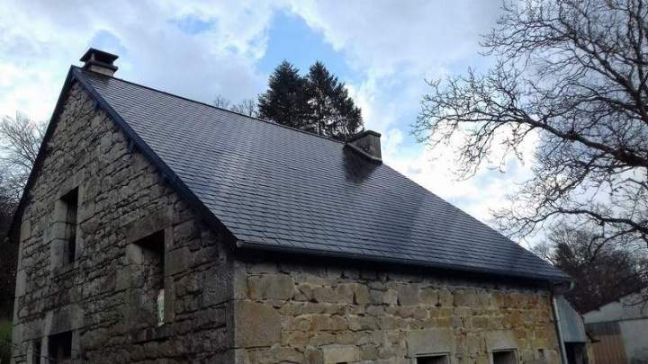 Pose de toiture soignée et durable.